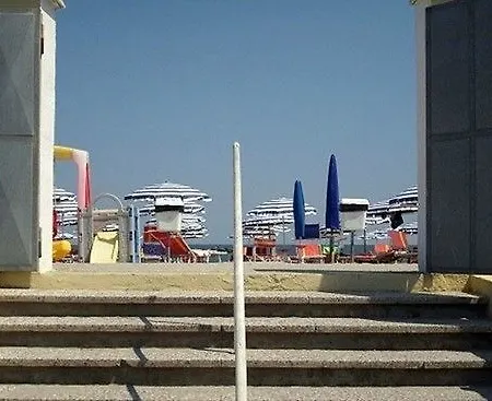Lido 酒店